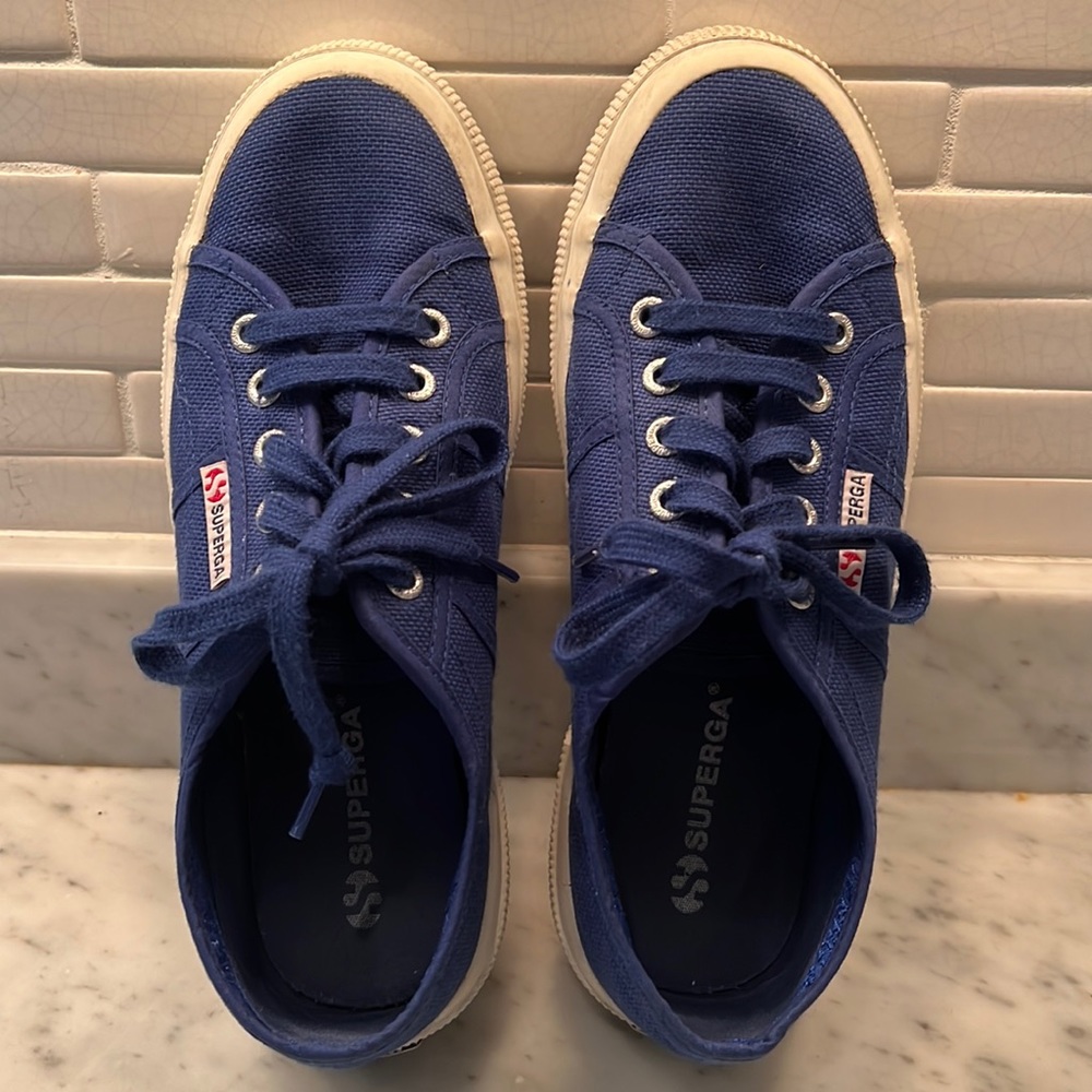 Super haha sneakers in royal blue. Size 7.5 US. LIKE NEW.